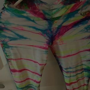 Versa brand leggings